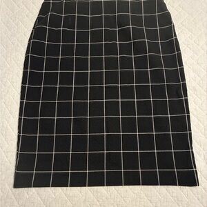Valerie Stevens Black and White Grid Pencil Skirt